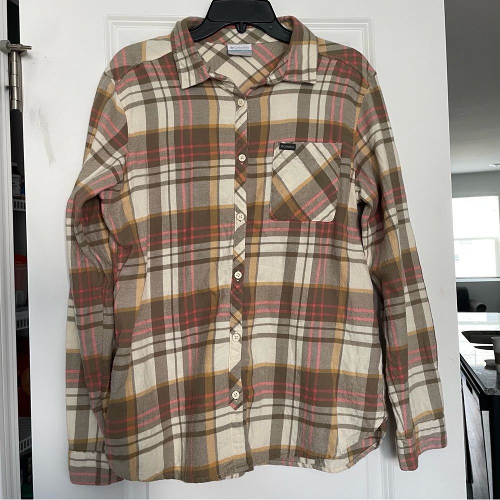 Columbia tan ivory plaid button up collar shirt Women Large Like New